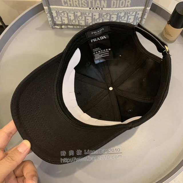Prada男女同款帽子 普拉達三角標棒球帽鴨舌帽  mm1692